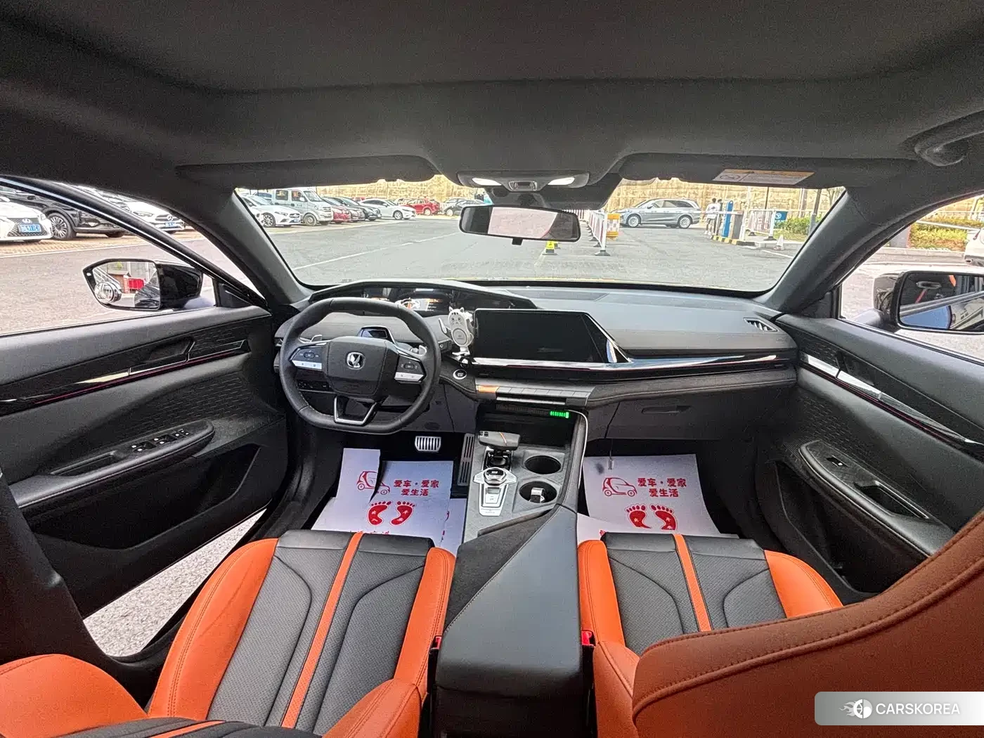 Chang'an UNI-V 2024 Черный из Китая, фото 2