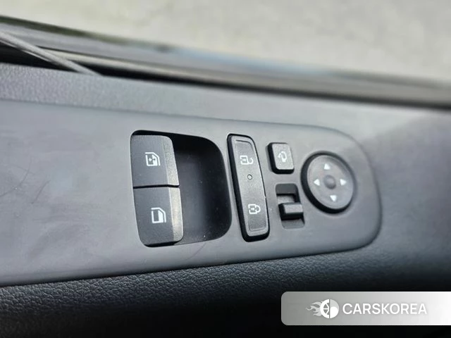 Hyundai Staria 2024 Белый из Кореи, фото 2