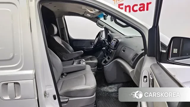 Hyundai The New Grand Starex 2018 Белый из Кореи, фото 2