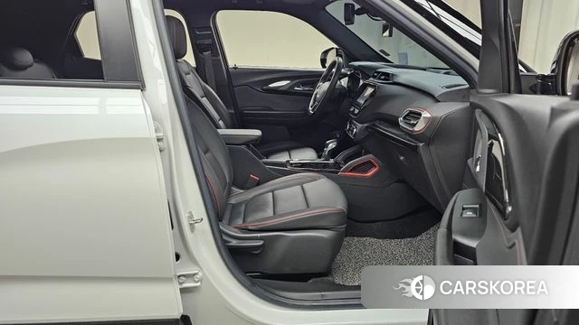 Chevrolet (GM Daewoo) Trailblazer 2022 Белый из Кореи, фото 2