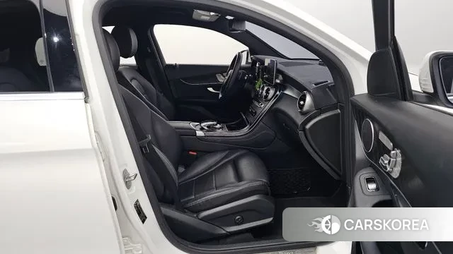 Mercedes-Benz GLC-Class X253 2019 Белый из Кореи, фото 2