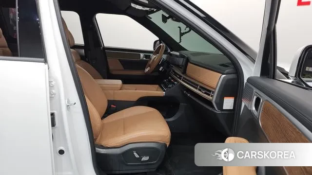 Hyundai Santa Fe (MX5) 2023 Белый из Кореи, фото 2