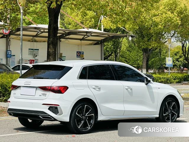 Audi A3 2024 Белый из Китая, фото 2