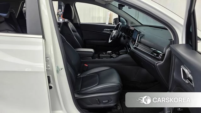Kia Sportage 5th Generation 2023 Белый из Кореи, фото 2