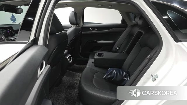 Kia K5 3rd generation 2023 Белый из Кореи, фото 2
