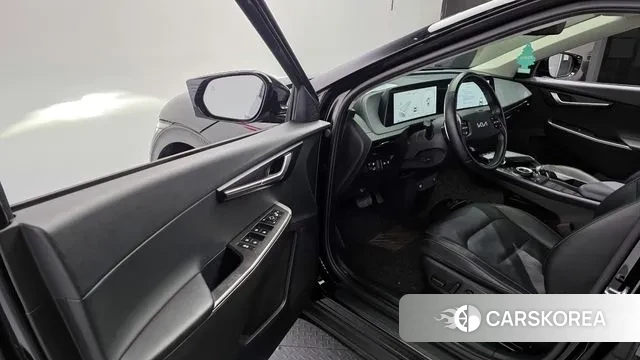 Kia EV6 2021 Черный из Кореи, фото 2