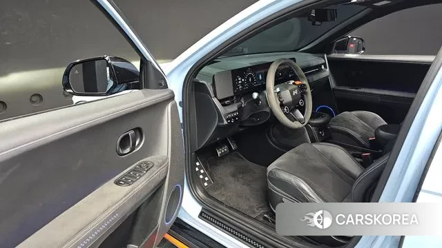 Hyundai Ionic 5 2023 Небесно-голубой из Кореи, фото 2