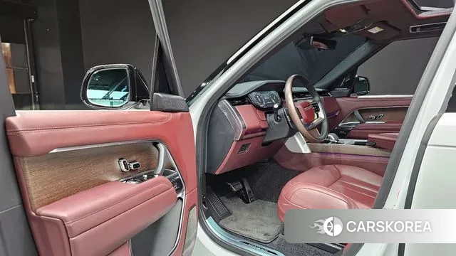 Land Rover Range Rover 5th Generation 2024 Белый из Кореи, фото 2