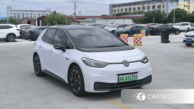 Volkswagen ID.3 2022 Белый из Китая, фото 2