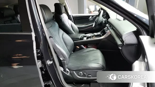 Genesis GV80 2022 Черный из Кореи, фото 2