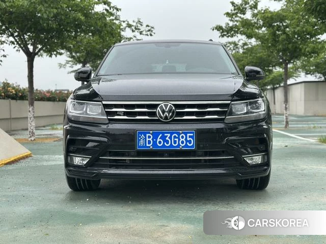 Volkswagen Tiguan L 2021 Черный из Китая, фото 2