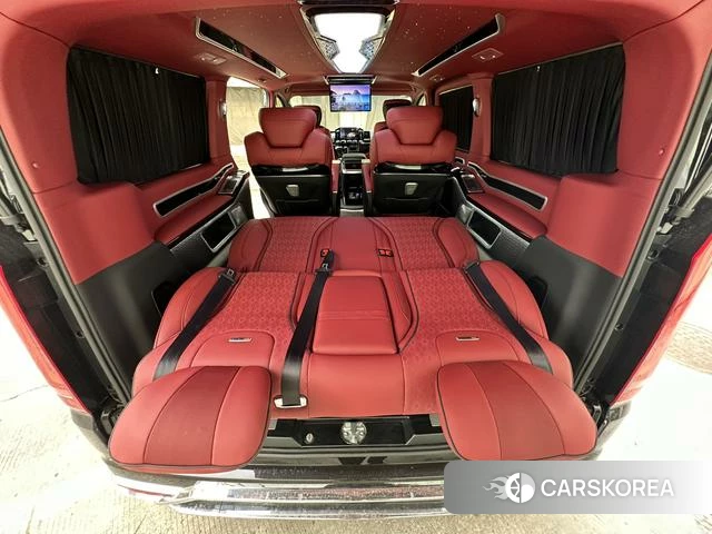 Toyota Hiace 2024 Черный из Китая, фото 2