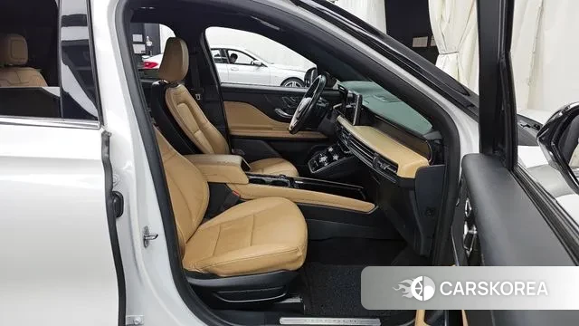 Lincoln Corsair 2022 Белый из Кореи, фото 2