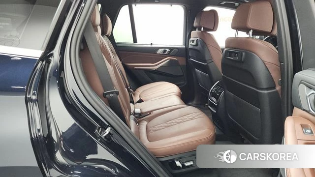 BMW X5 (G05) 2023 Черный из Кореи, фото 2