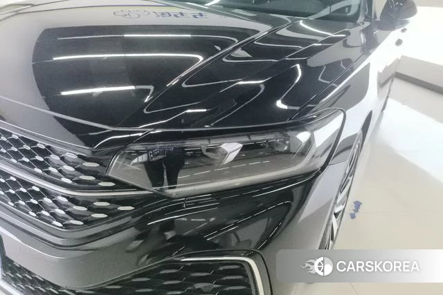 Volkswagen Passat 2022 Черный из Китая, фото 2