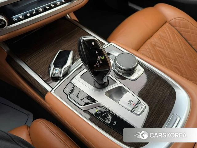 BMW 7 Series (G11) 2022 Серый из Кореи, фото 2