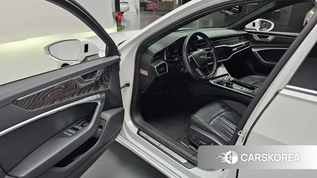 Audi A6 (C8) 2020 Белый из Кореи, фото 2