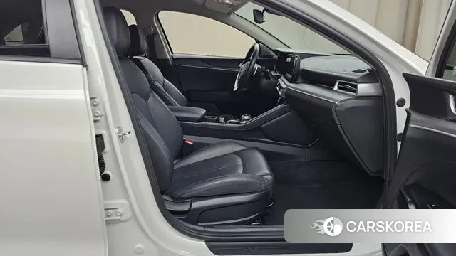 Kia K5 3rd generation 2022 Белый из Кореи, фото 2