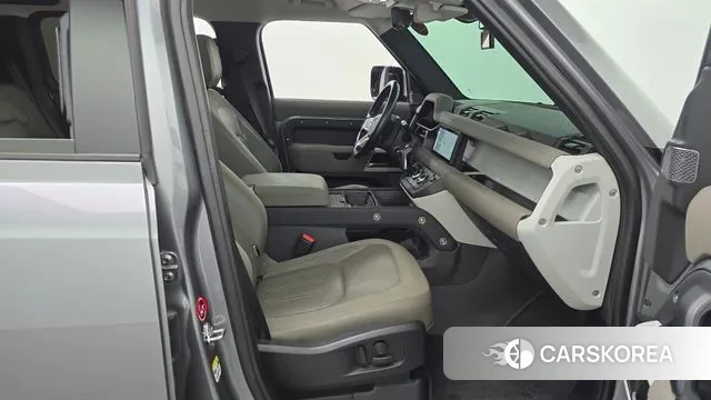 Land Rover Defender (L663) 2020 Серый из Кореи, фото 2