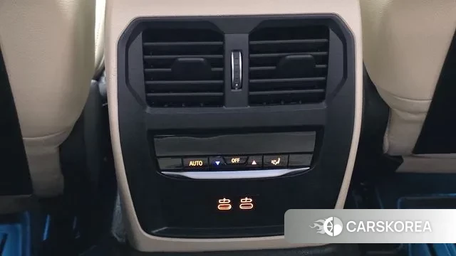 BMW 3 Series (G20) 2023 Черный из Кореи, фото 2