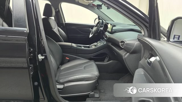 Hyundai The New Santa Fe 2022 Черный из Кореи, фото 2