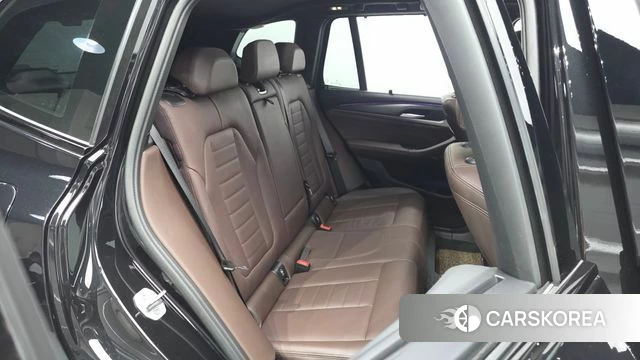BMW X3 (G01) 2023 Черный из Кореи, фото 2