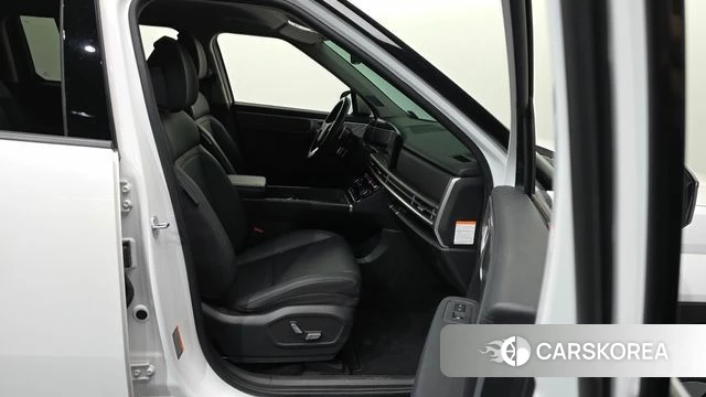 Hyundai Santa Fe (MX5) 2023 Белый из Кореи, фото 2