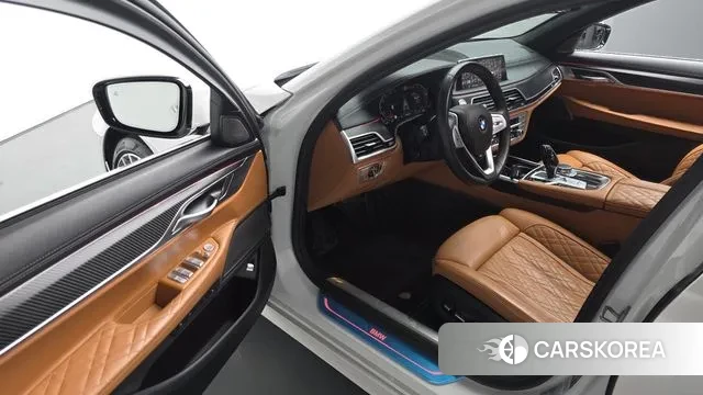 BMW 7 Series (G11) 2021 Белый из Кореи, фото 2