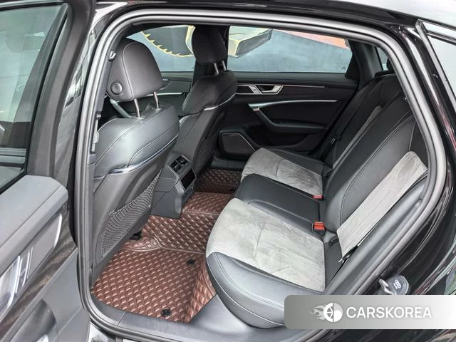 Audi A6L 2023 Черный из Китая, фото 2