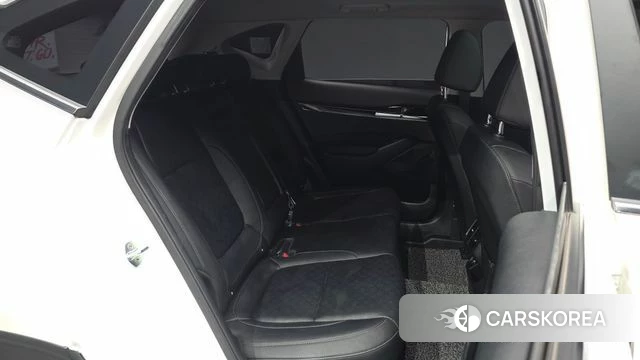 Kia Seltos 2022 Белый из Кореи, фото 2