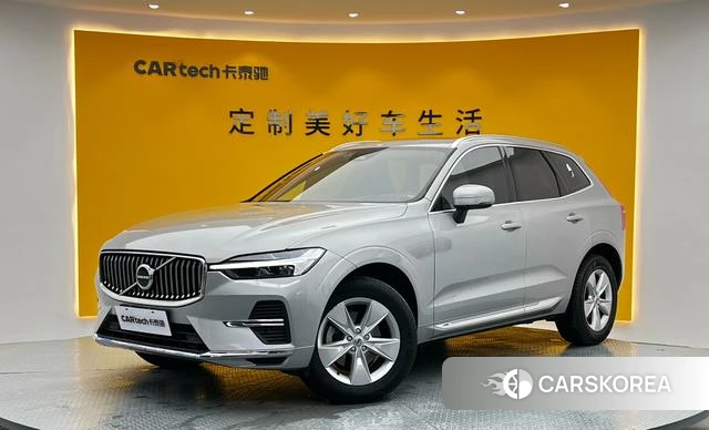 Volvo XC60 2022 Серебристо-серый из Китая, фото 2