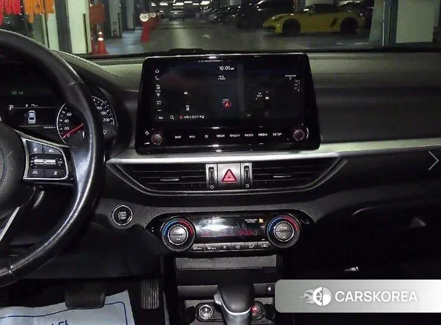 Kia The New K3 2nd generation 2022 Белый из Кореи, фото 2