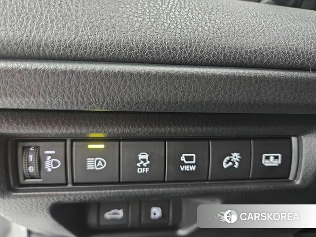 Toyota Camry (XV80) 2025 Белый из Кореи, фото 2