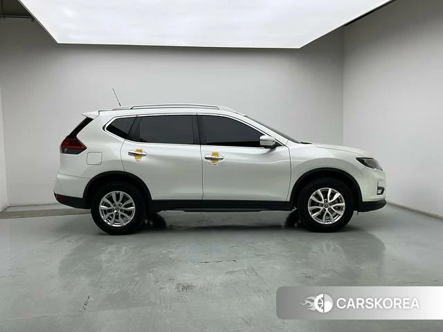 Nissan Qijun 2018 Белый из Китая, фото 2