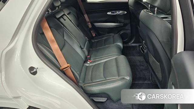 Genesis GV70 2021 Белый из Кореи, фото 2