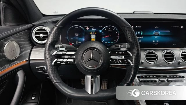Mercedes-Benz E-Class W213 2022 Серый из Кореи, фото 2