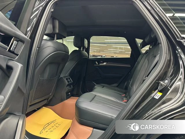Audi Q5L 2024 Черный из Китая, фото 2