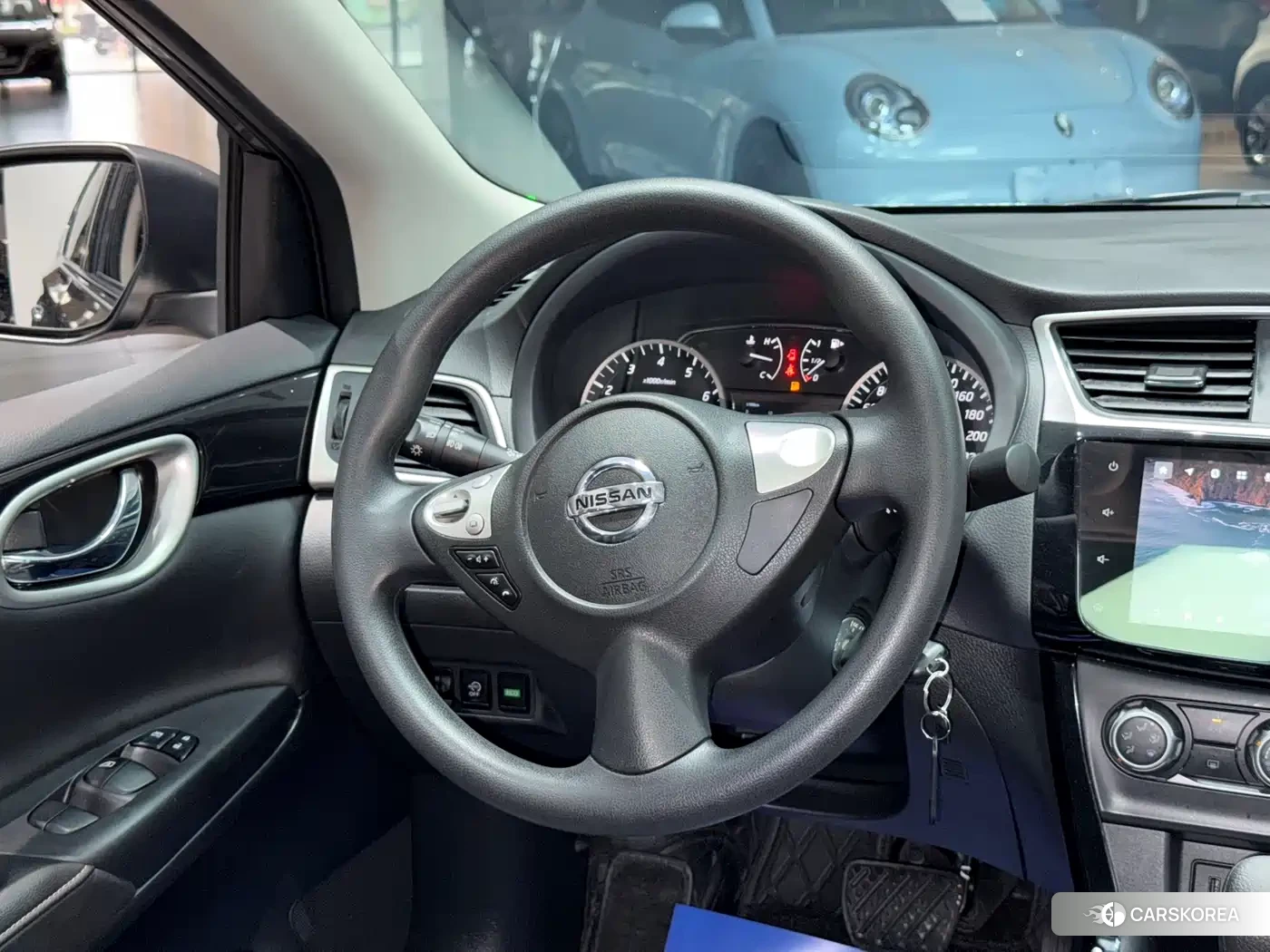 Nissan Sylphy 2022 Silver/gray из Китая, фото 2