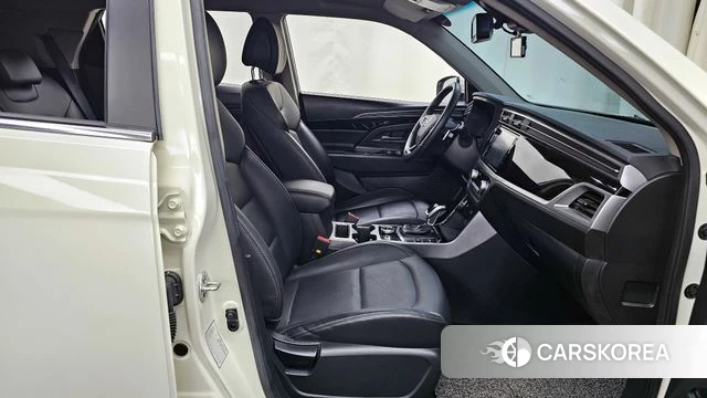 Ssangyong Beautiful Korando 2022 Белый из Кореи, фото 2