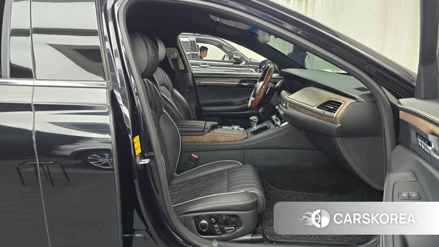 Genesis G90 2019 Черный из Кореи, фото 2