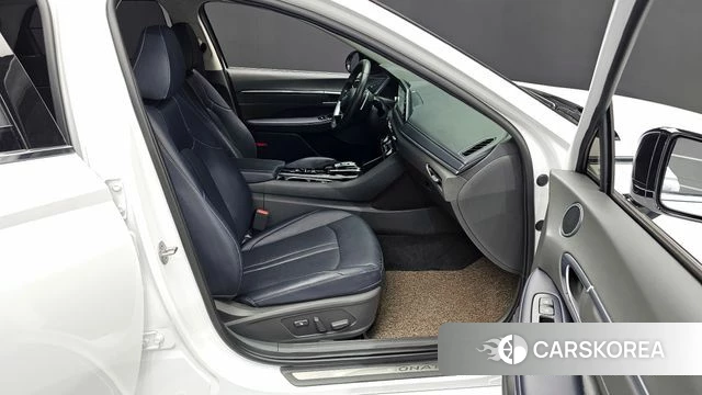 Hyundai Sonata (DN8) 2022 Белый из Кореи, фото 2