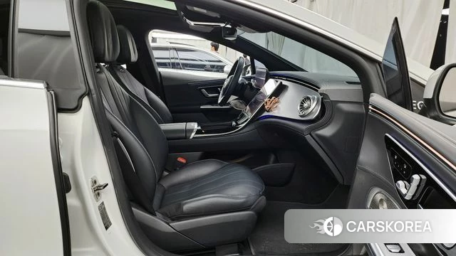 Mercedes-Benz EQE V295 2023 Белый из Кореи, фото 2