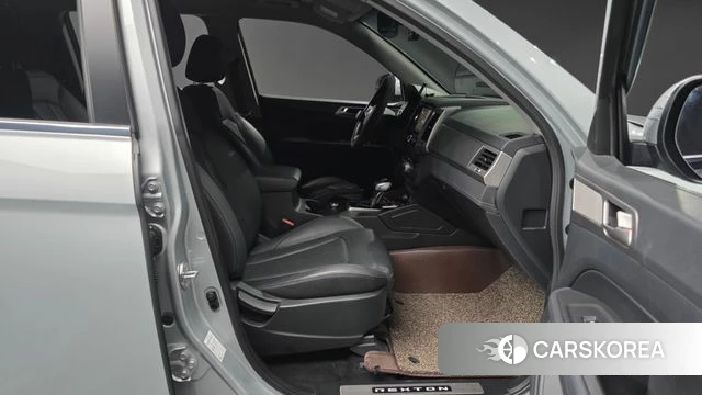 Ssangyong Rexton Sports 2018 Серебряный из Кореи, фото 2