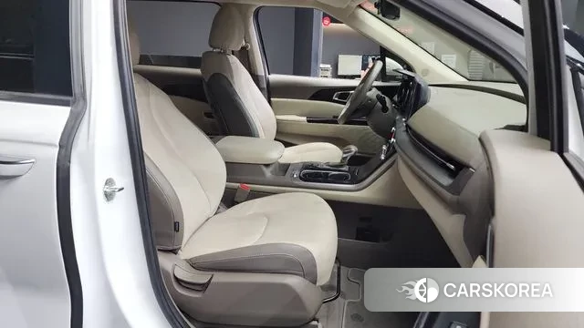 Kia Carnival 4th generation 2022 Белый из Кореи, фото 2