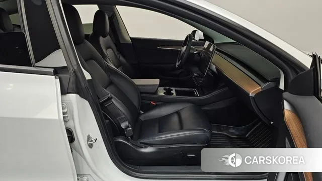 Tesla Model 3 2022 Белый из Кореи, фото 2