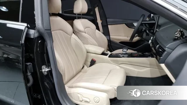 Audi A5 (F5) 2022 Черный из Кореи, фото 2