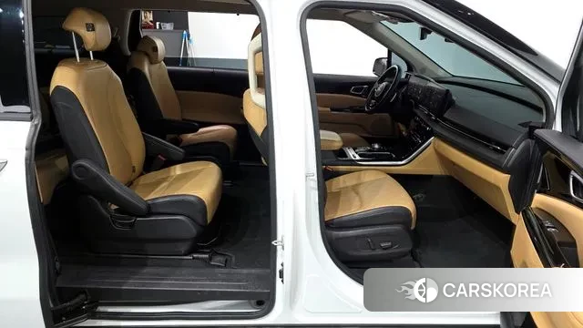 Kia Carnival 4th generation 2022 Белый из Кореи, фото 2