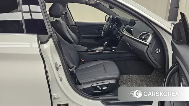 BMW 4 Series (F32) 2019 Белый из Кореи, фото 2