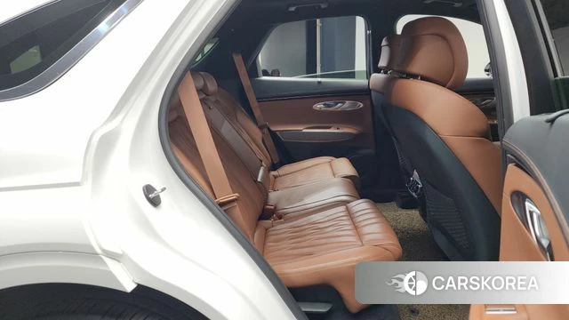 Genesis GV70 2021 Белый из Кореи, фото 2