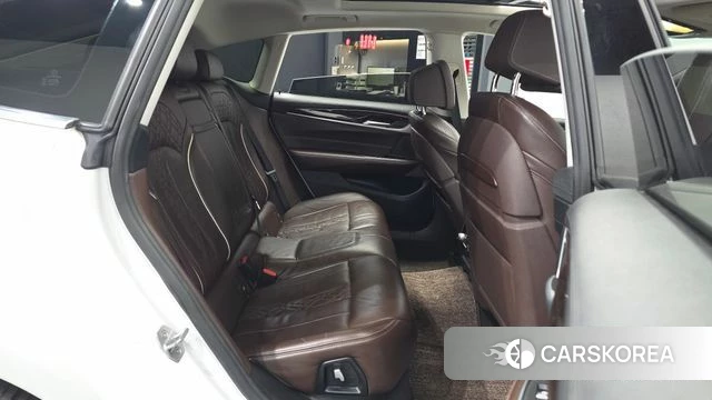BMW 6 Series GT (G32) 2019 Белый из Кореи, фото 2